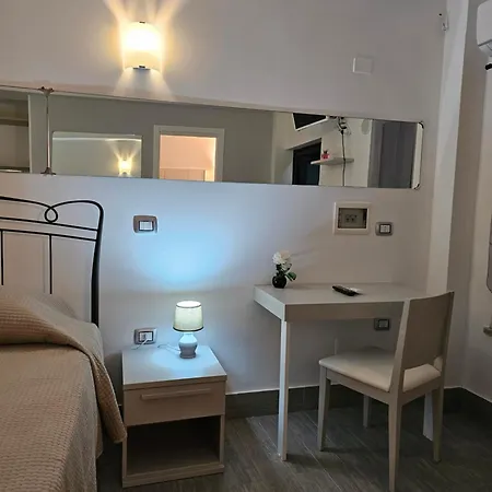 Oda ve Kahvaltı Santa Vener