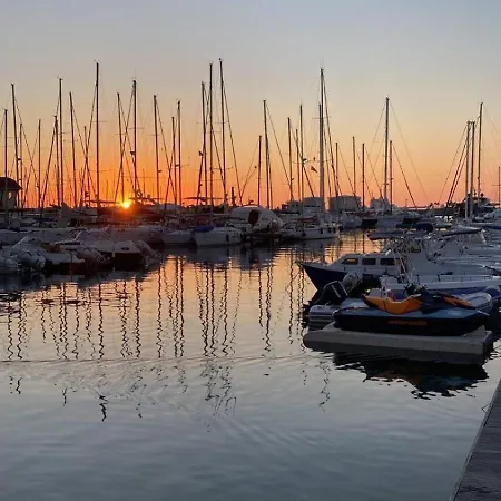 Santa Vener 3* 维博瓦伦蒂亚码头